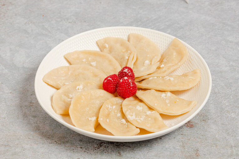 Kesmikli varenik,kəsmikli varenik,kesmikli varenik,varenik,varenik kəsmikli,varenik kəsmikli